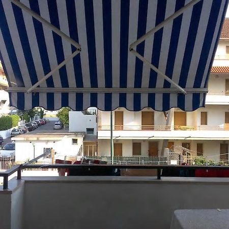 Trilocale A 800 Metri Dal Mare Daire Scalea Dış mekan fotoğraf
